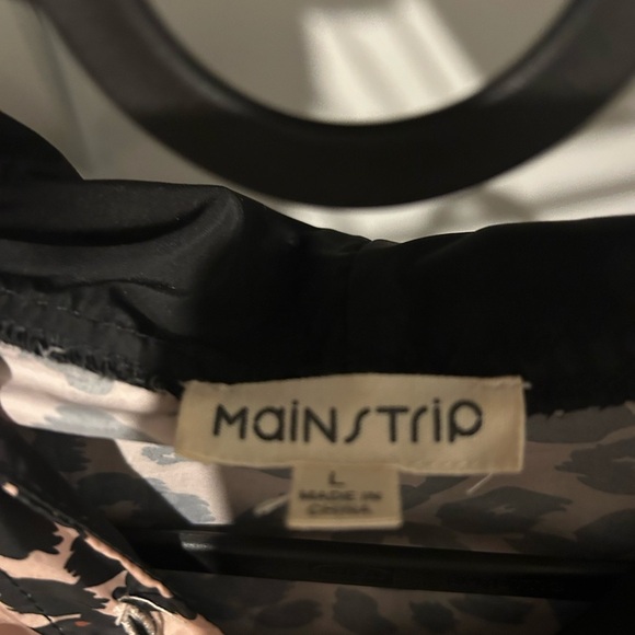 Main Strip Leopard Print and Black Bomber Jacket - Picture 3 of 4